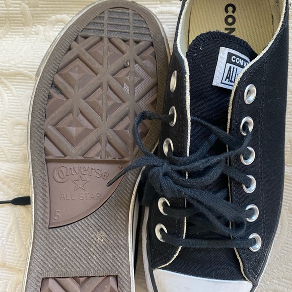 Converse - Picture 2 of 5